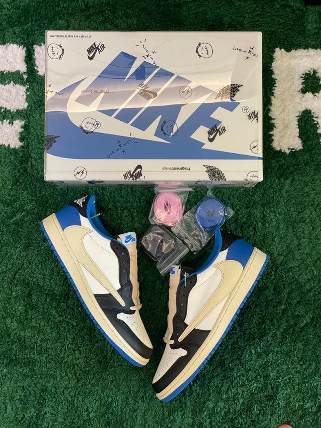 TENIS NIKE AIR JORDAN 1 LOW OG SP "TRAVIS SCOTT X FRAGMENT"